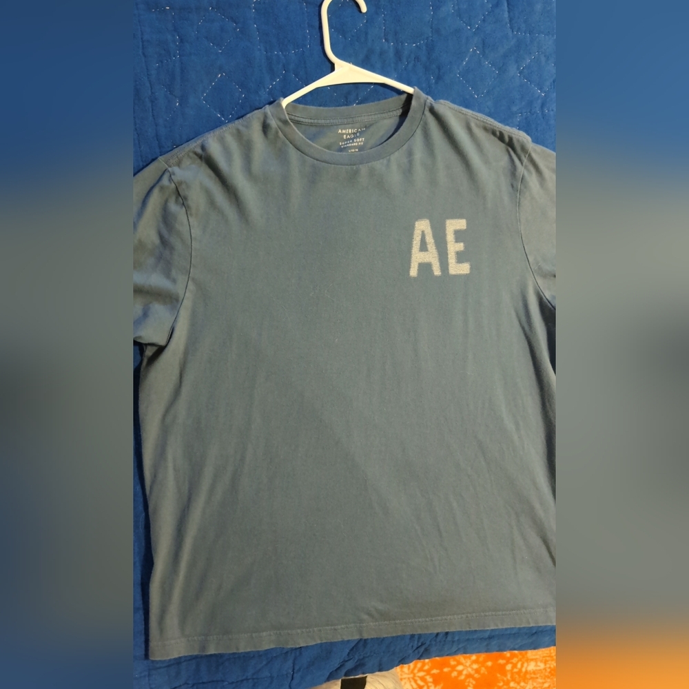 American Eagle T-shirt Mens large